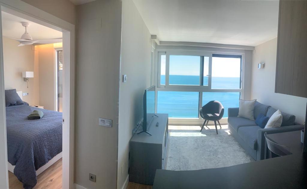 Espectaculares Vistas Al Mar Playa Malagueta Lejlighed Málaga Eksteriør billede